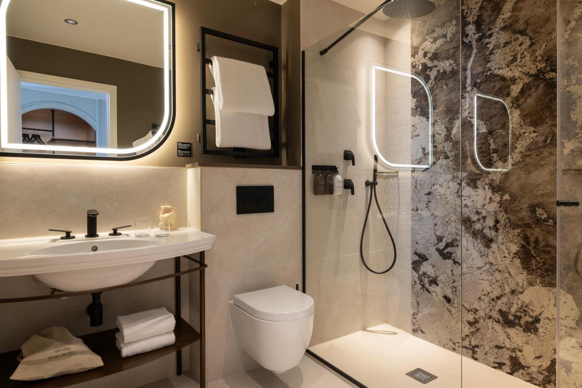 Hotel L'Ormaie & Spa パリ エクステリア 写真