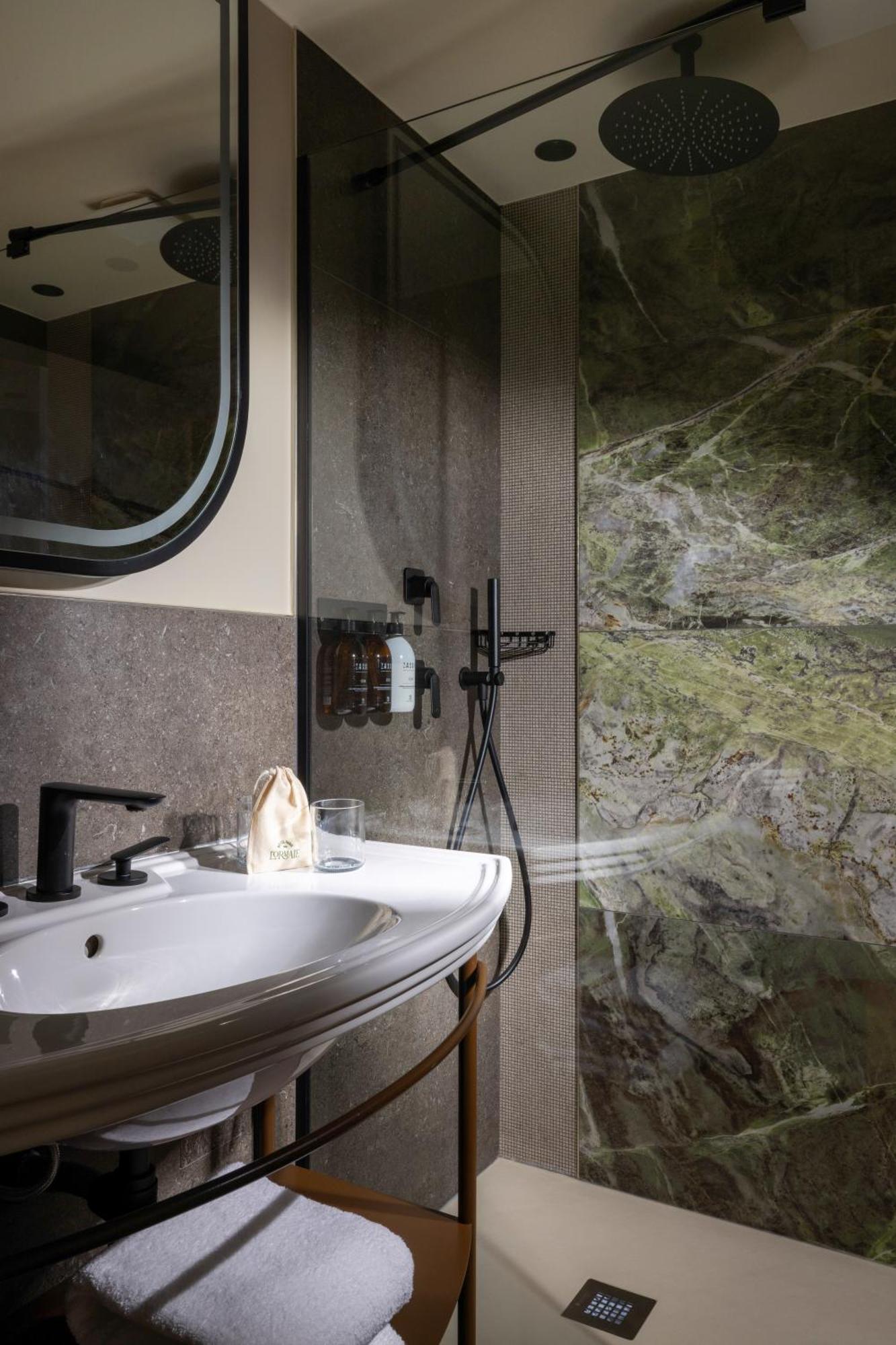 Hotel L'Ormaie & Spa パリ エクステリア 写真